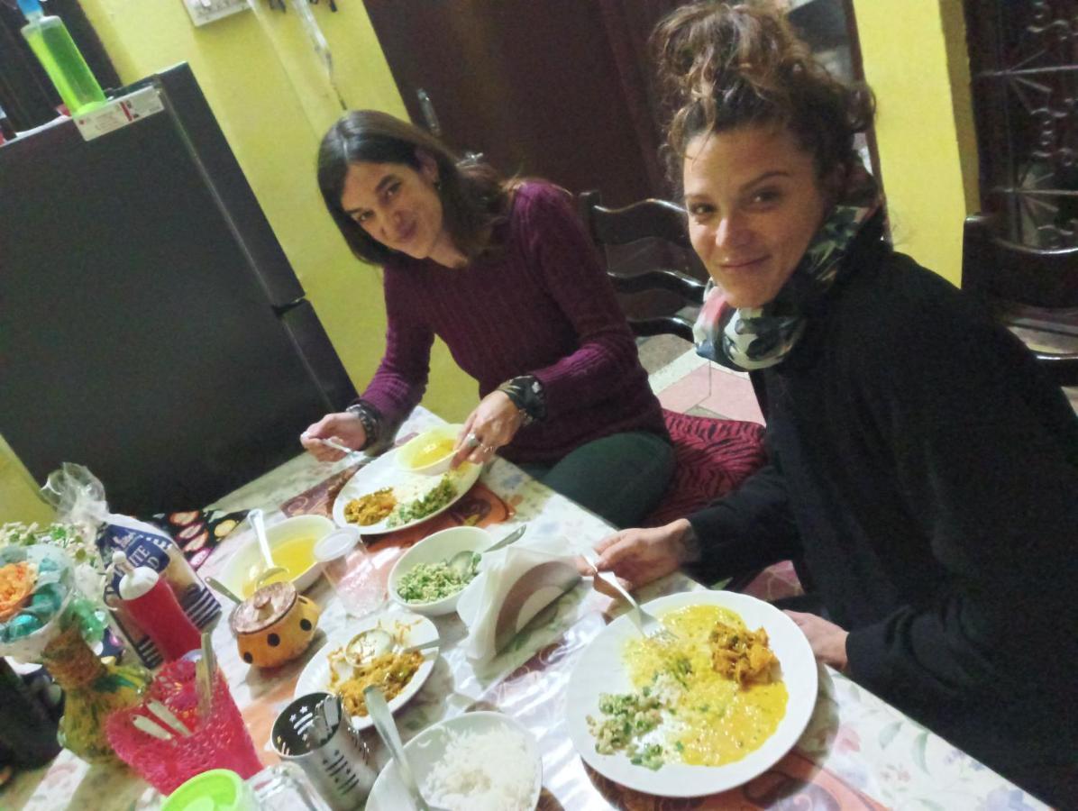 Nadya Homestay For Female & Family ชัยปุระ ภายนอก รูปภาพ