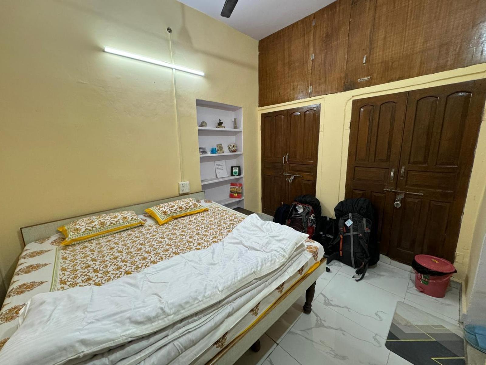 Nadya Homestay For Female & Family ชัยปุระ ห้อง รูปภาพ